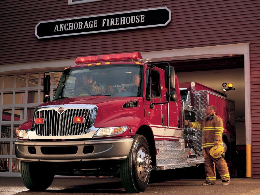  International DuraStar 4400 Firetruck 2002 года  (фото 1 из 6)